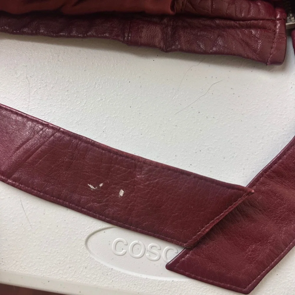 Wilsons Leather Jacket Womens Small Burgundy Zip Belted Outdoor Moto RN69426